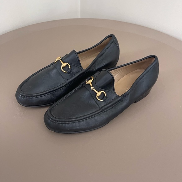 Gucci Black Leather Loafers with Gold Hardware - Picture 1 of 5